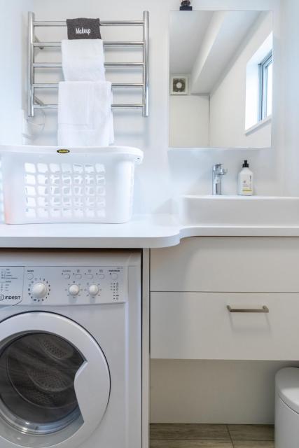 Ground Floor Apartment - Parking & Pool & Gym