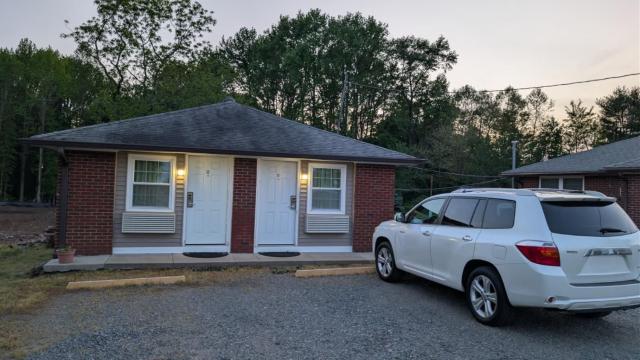 Slumberland Motel Mount Holly
