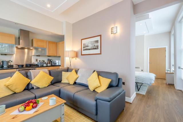 1 Bed in Scarborough oc-s0460