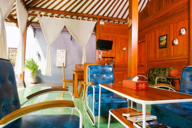 Villa Joglo Kawung - City Centre Paradise with Pool