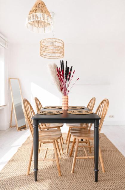 Grand Rue Studio - sleeps 5