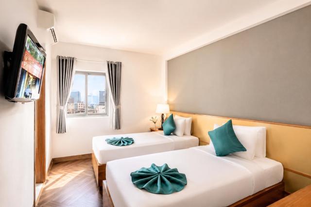 Happy Life Green Hotel