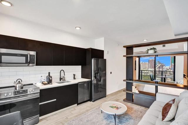 4102 Lux Miami Studio City Bay Views