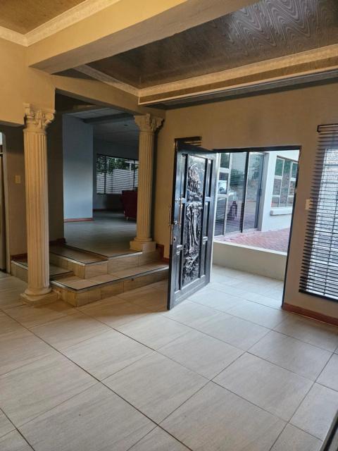 NAMOLEKA House- Bloemfontein