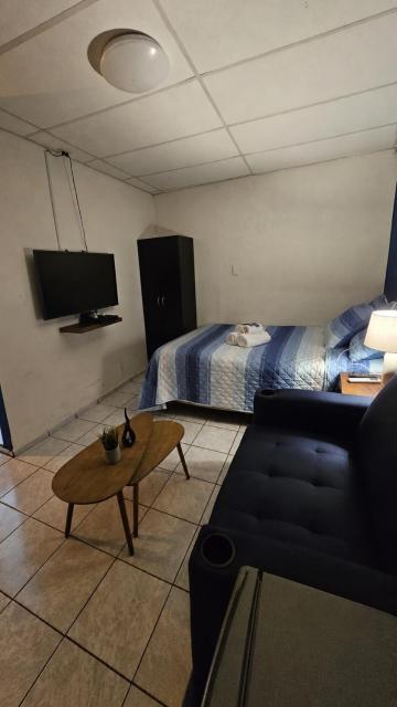 Blue Lion Lodge Juayua
