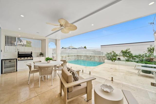 Luxury Grecian Villa with Magnesium Pool and BBQ