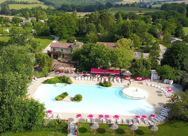 Camping 4 étoiles - Parc aquatique - ccbfhdg
