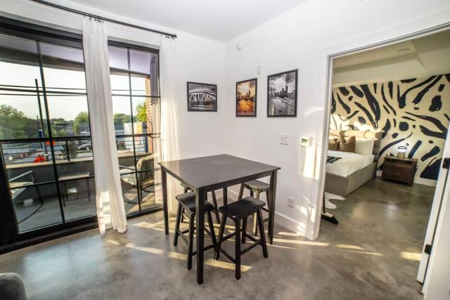 Modern Downtown Atlanta Loft- WORLD CUP 2026! Park Free