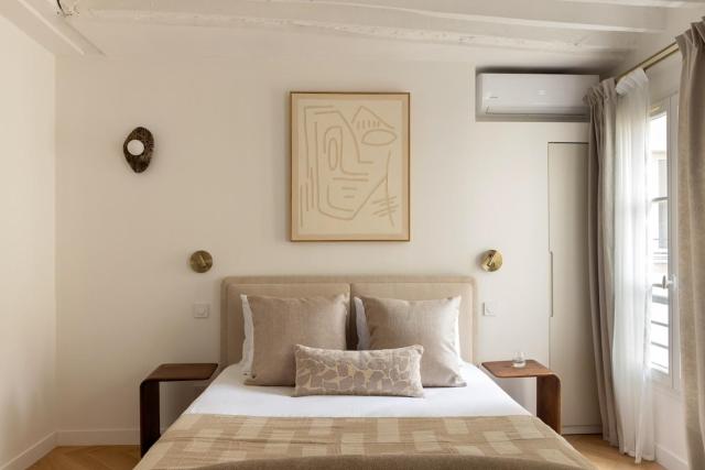 Brand New Flat in Central Marais