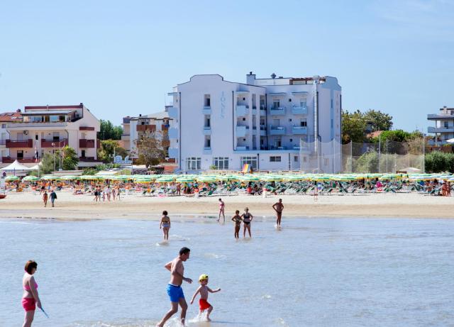 Hotel Iones