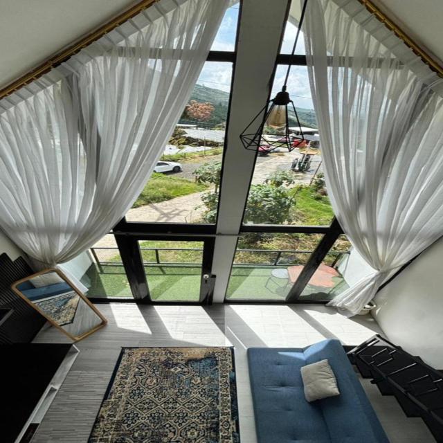 Cabin Athenea Sikapuk