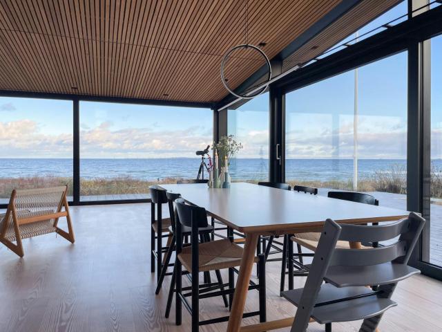 Panoramic Views And Quality At Dyngby Strand