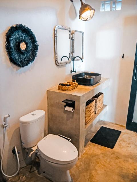 Kapal Seminyak 3BR - Work & Pool Group Getaway
