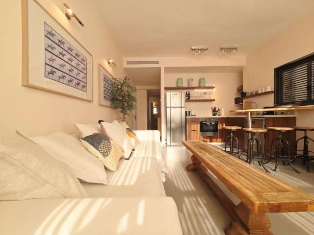 New Cozy TLV 2BR Prime Location By SweetyGuest