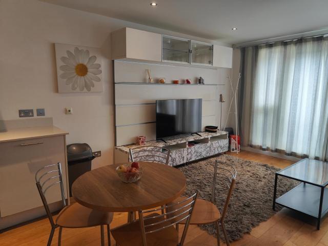 Modern, City Centre 1 Bed, Ground Floor Apartment