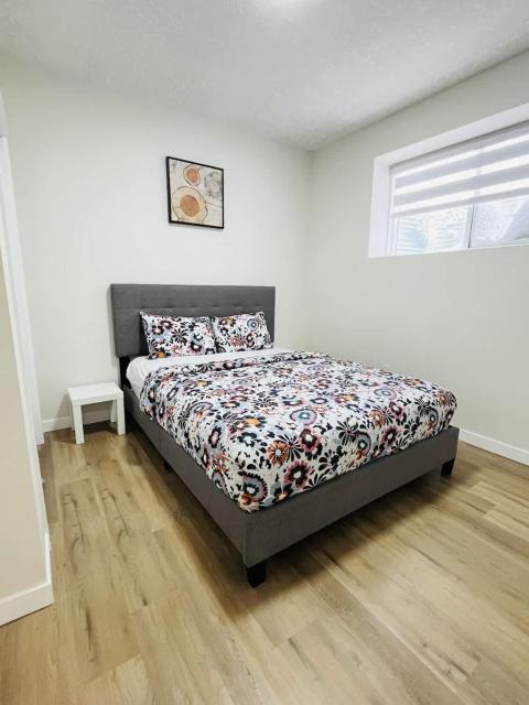 Cozy 2-bedroom basement suite with Separate Entry