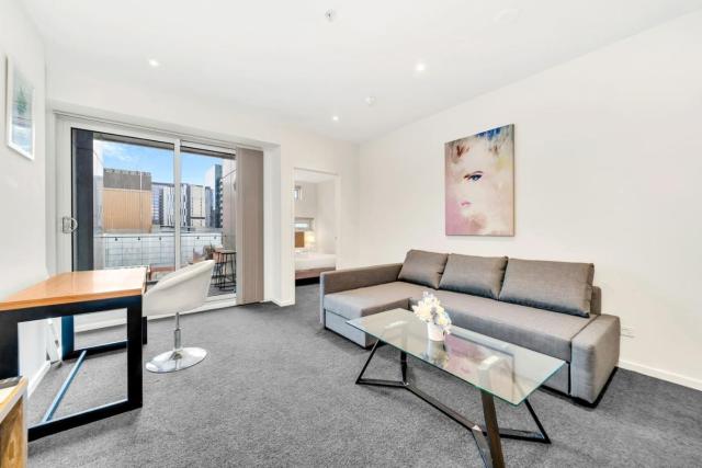 Vision On Morphett 2BR Apartment with Parking