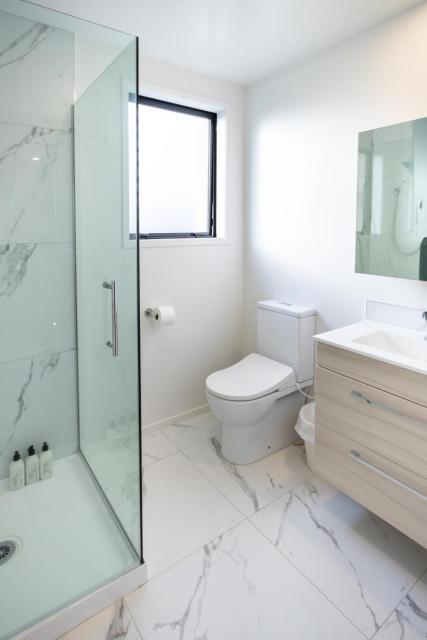Family Stay Townhouse - EV Charger & Hagley Park