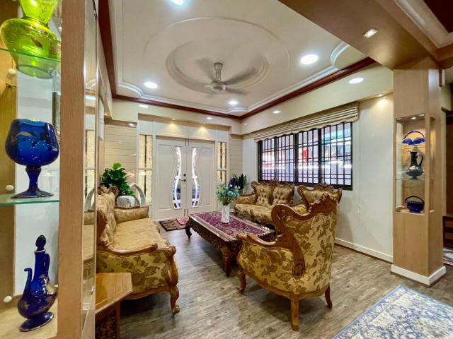 Homestay & Pool Laman Sri Aman Pontian