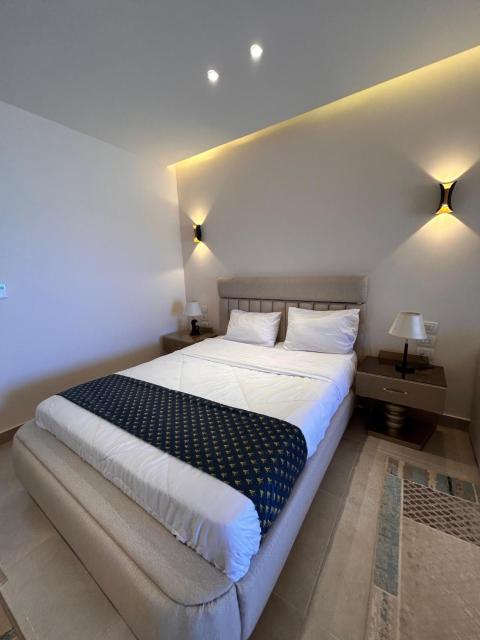 Hacienda Bay 2BR Cabin with Lagoon Sea View