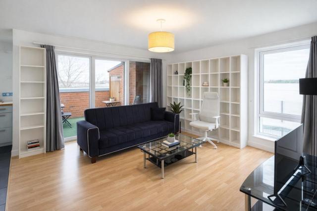 Lovely 2 Bed Apartment Shepherds Bush Near Central London