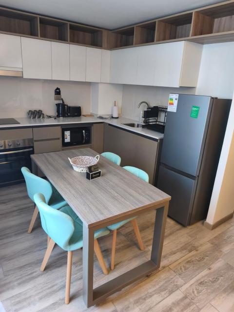 Stylish 2D apartment Next to Almagro Park Metro