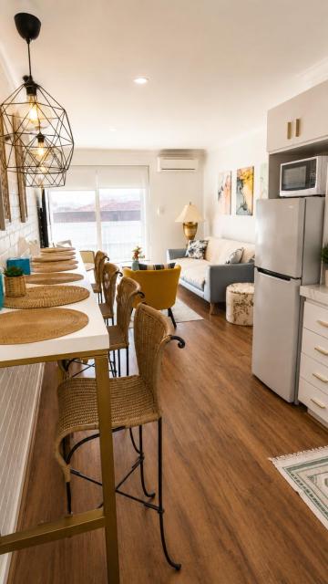 Modern Unit Near CBD & Beach, Free Parking