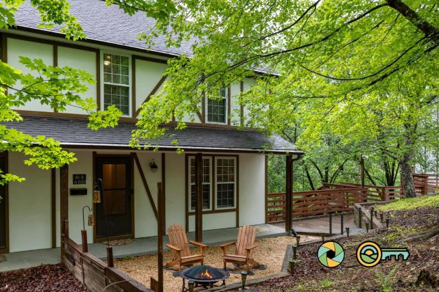 Lakeview 10B: Forest Den