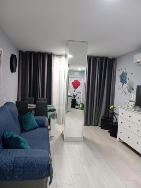 La Rosa Torremolinos PISCINA abierta