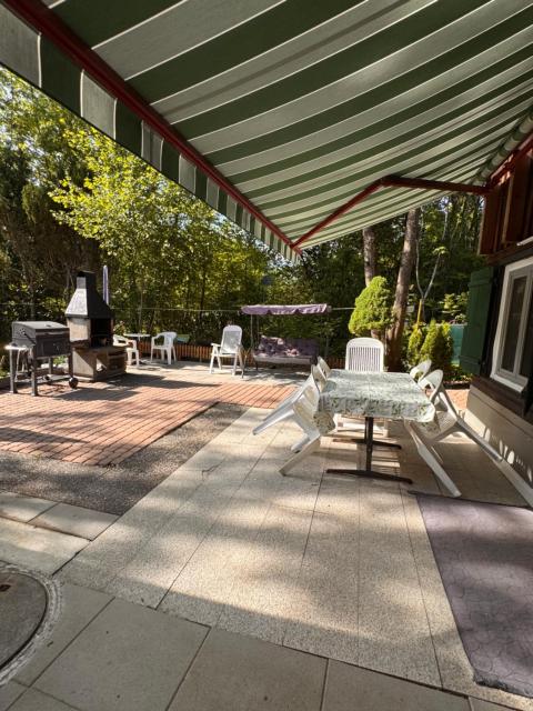 Riverside Cottage near Bern with a Private Garden & BBQ