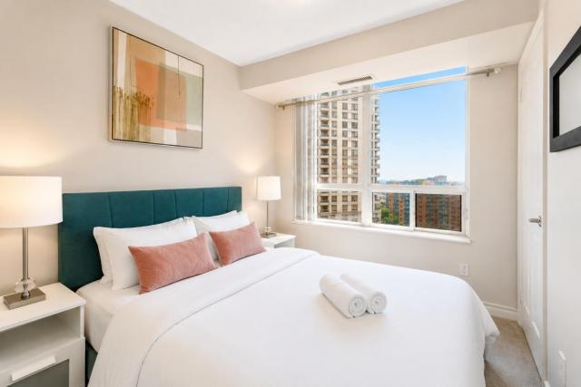 High-End 2BR 2BATH Condo-Steps to Square One Mall