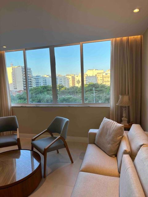 Luxury 4BR Apartment - 170 square meters - Ipanema Beach