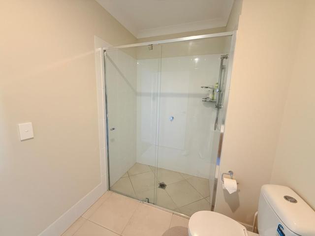 Pet Friendly &Amazing location bright new house