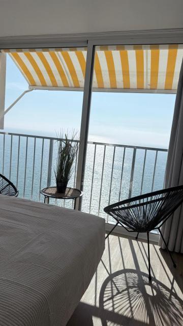 Sunrise beach palace studio