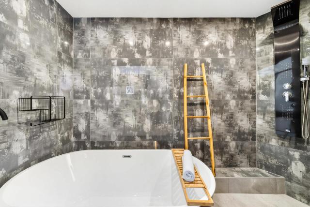 Central Design Apartments - Three To Choose