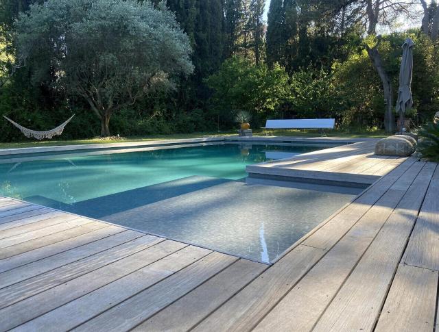 Oasis De Verdure Avec Piscine À Montpellier