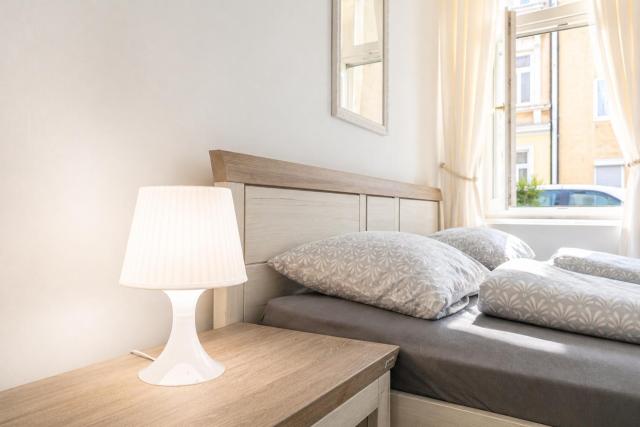 Cheerful Studio Vienna Favoriten near U1 Reumannplatz