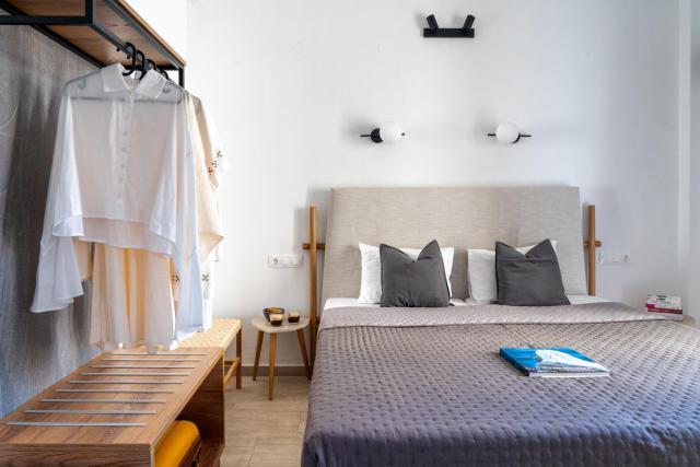 Central Guest House Skiathos