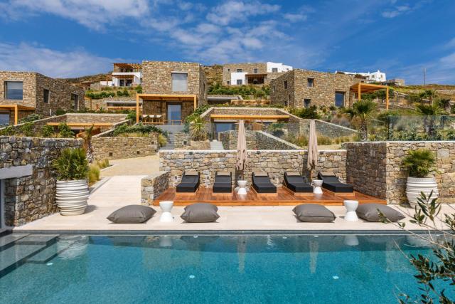 Panormos Bay Suites Luxury Resort