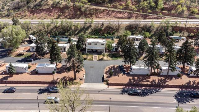 Bright Studio in Manitou Springs Walk Downtown