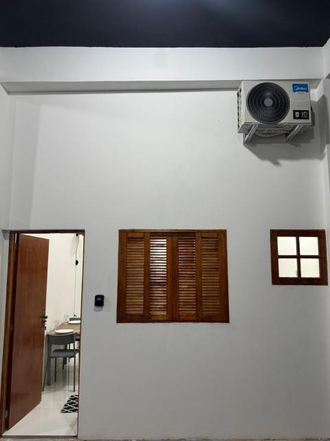 Casa 4 pessoas, wi-fi, ar-condicionado, garagem