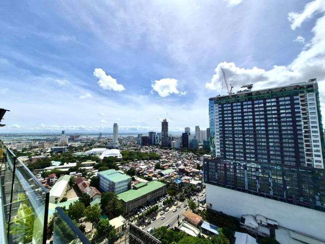 Avenir Condo