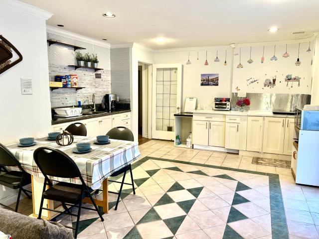 Mary'S 2BR EASY YVR DOWNTOWN UBC