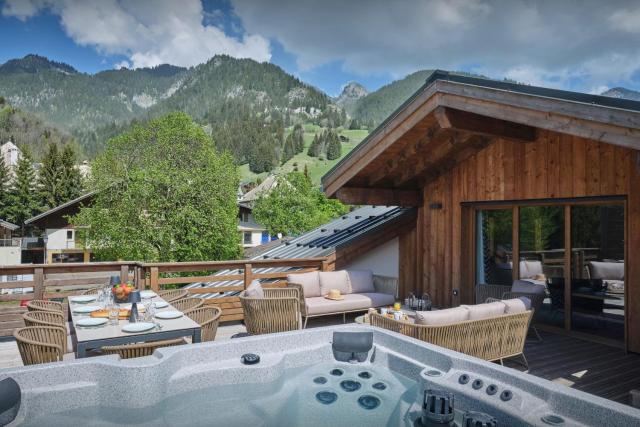 Penthouse Les Cornettes - OVO Network