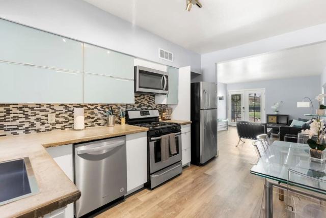 2BD Walk Out To Pool Old Town Scottsdale Paradise