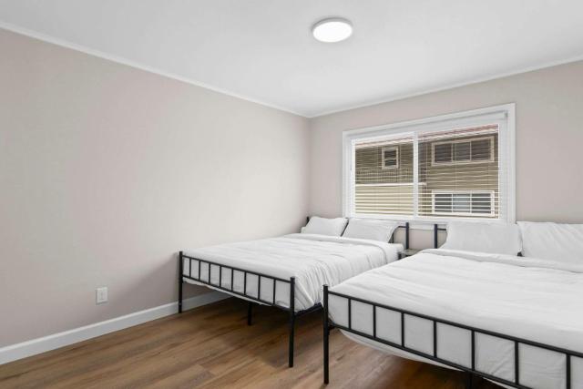 Newly Renovated Unit in Central Spfld #204