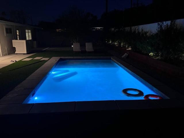 Desert Oasis, MCM, Pool & Mtn Views