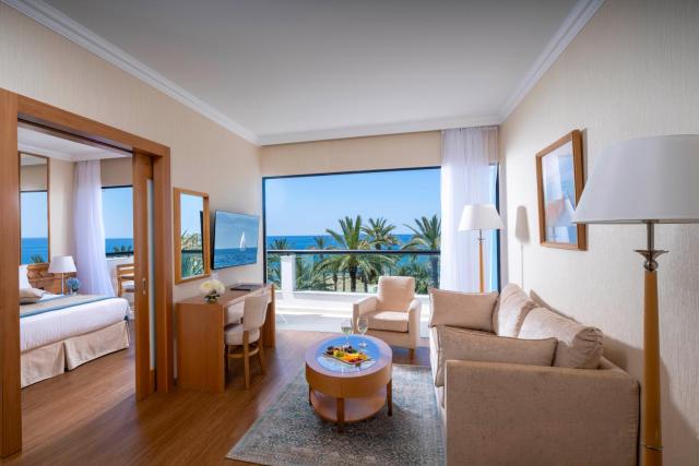 Constantinou Bros Asimina Suites Hotel