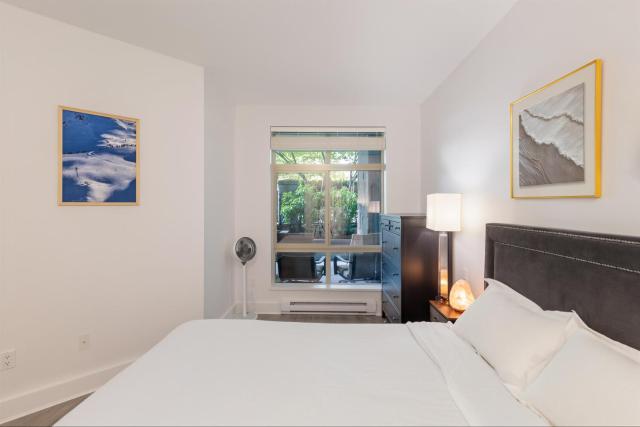 Spacious Modern 3BR Condo at UBC Quiet & Convenient