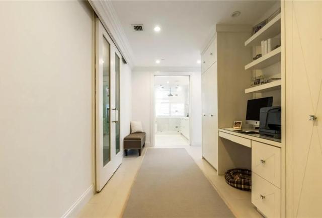 Velvet Tide Penthouse Atelier